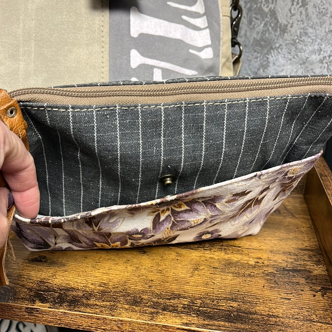 Myra - La bolsa de placer de Posie
