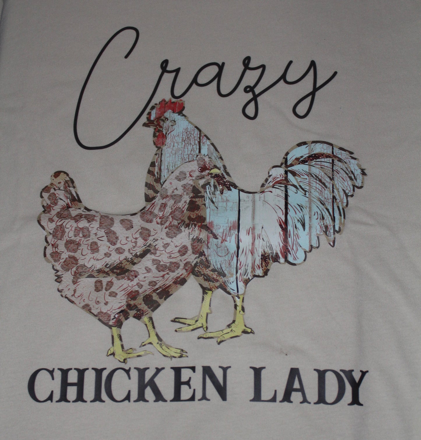 Camiseta de la señora del pollo loco
